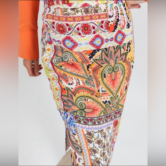 PRINCESS GOES HOLLYWOOD 👑 - Picture 3 of 14